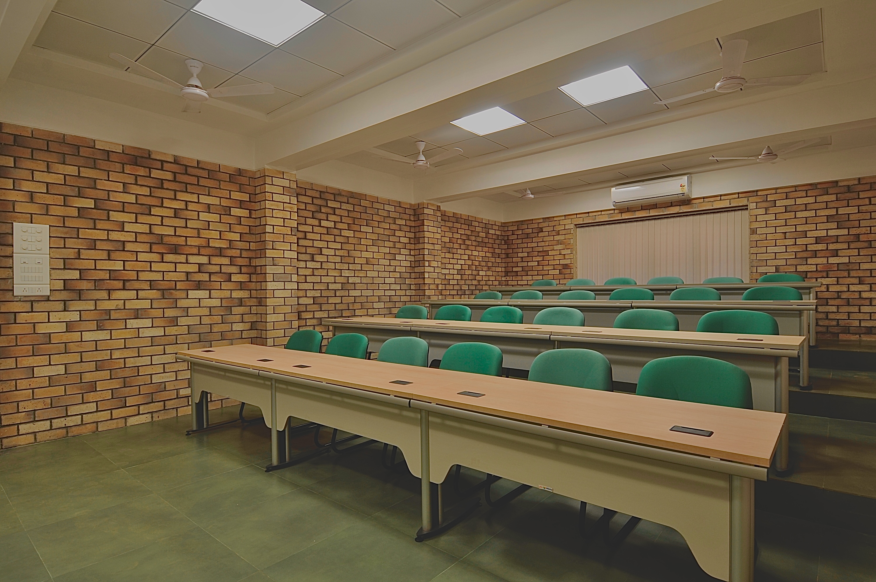 Mumbai Police counselling guidance room in Worli, featuring optimized space management for effective community support.